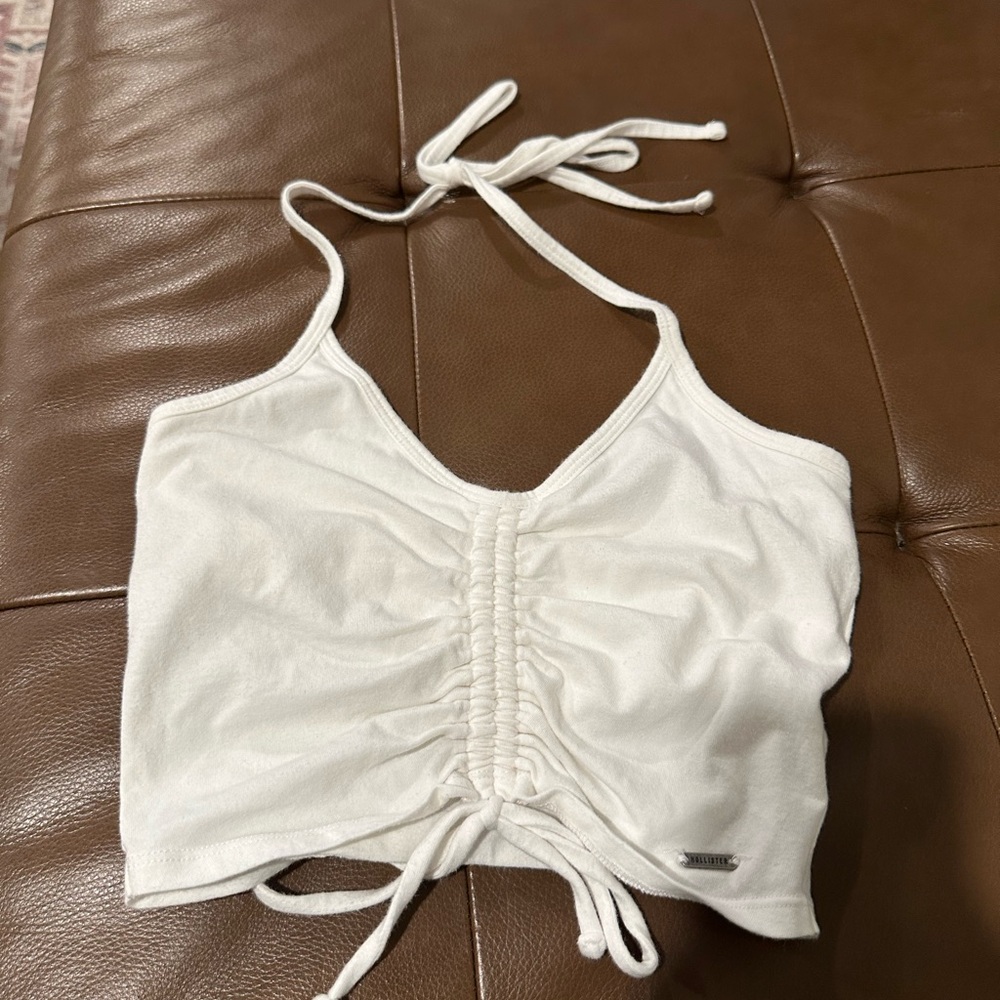 Hollister halter crop